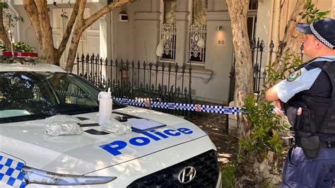 NSW Police searching for an officer in connection with。